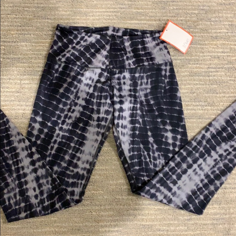 NWT 15Love full length leggings size small